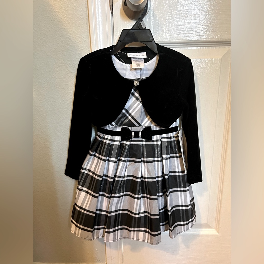 Toddler girls dress NWT